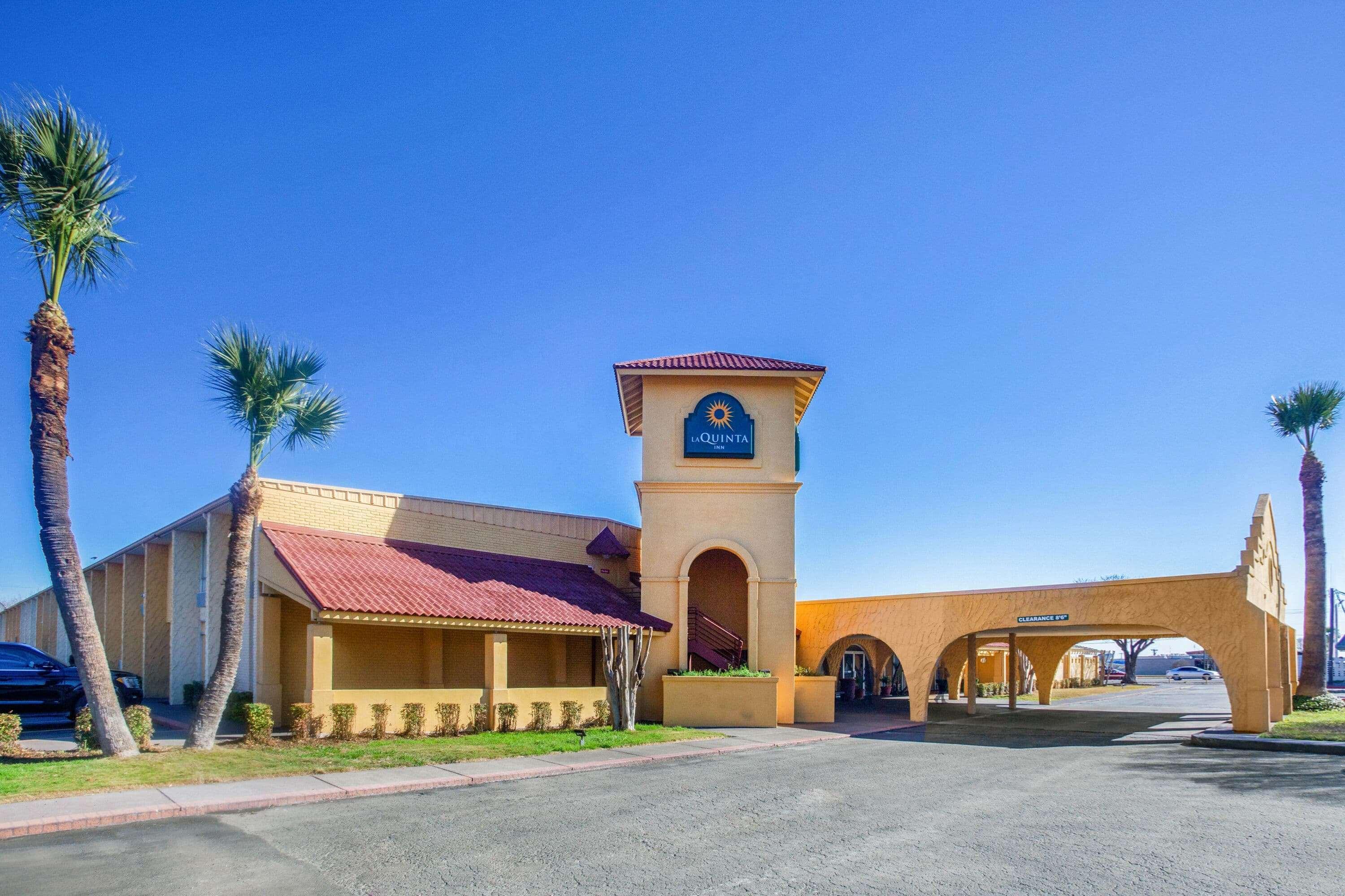 Days Inn By Wyndham Del Rio Exteriör bild